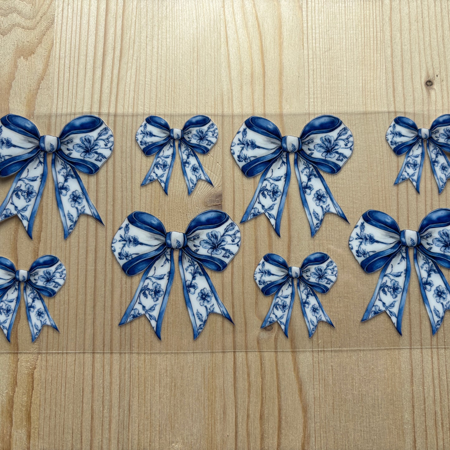 Delicate Bows